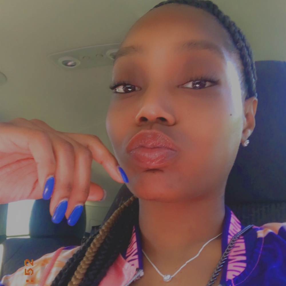 Meet your Posher, Bre
